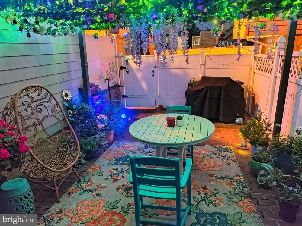 3211 FOSTER Baltimore, MD 21224