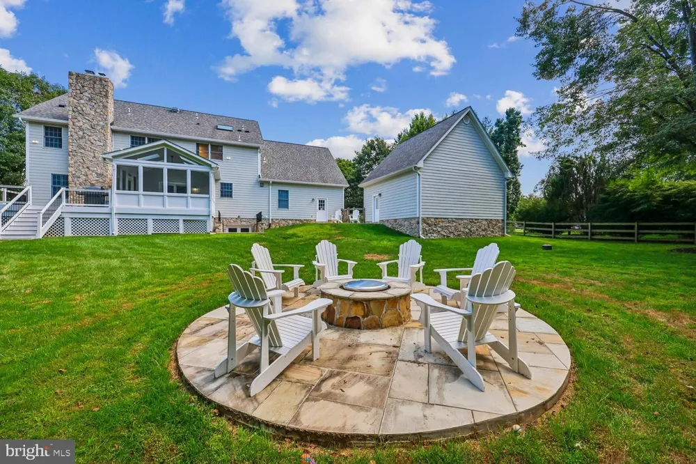 21628 RIPPLEMEAD DRIVE Laytonsville, MD 20882