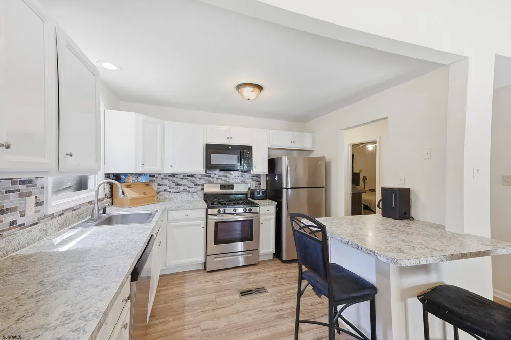 707 Lakeshore Dr Millville, NJ 08332