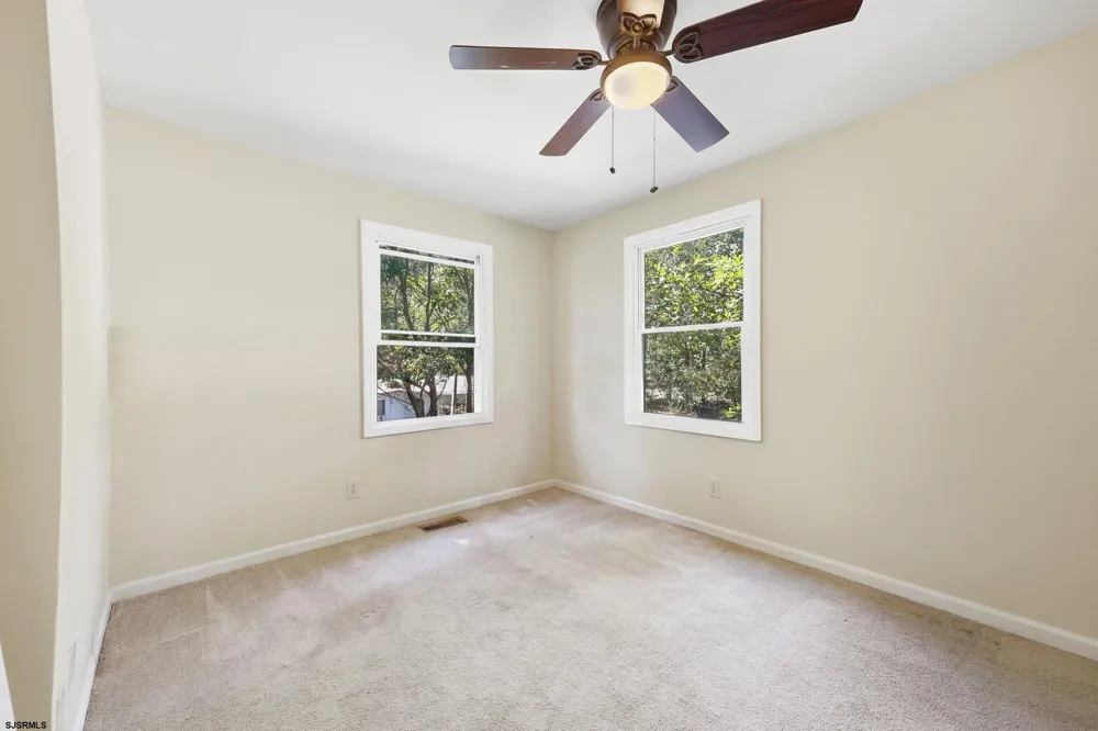 707 Lakeshore Dr Millville, NJ 08332