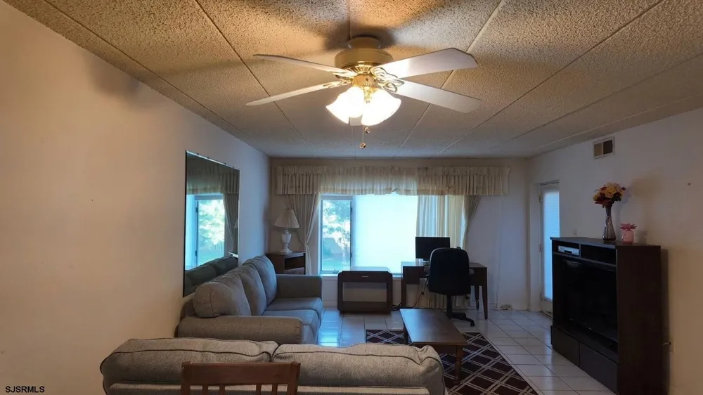1210 Dolphin Ave Northfield, NJ 08225