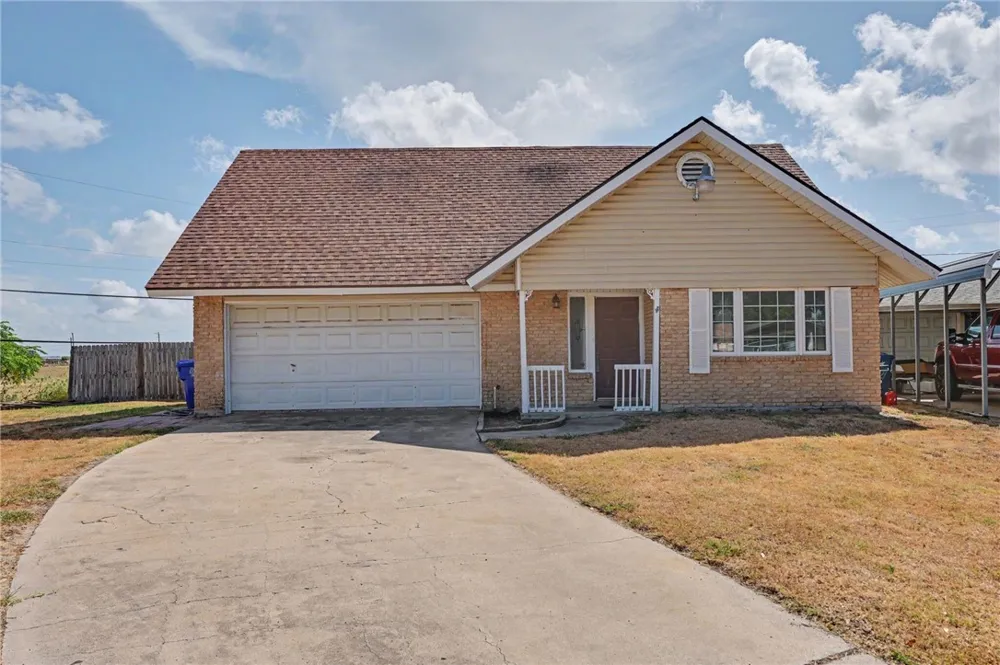214 Hialeah Drive Corpus Christi, TX 78418