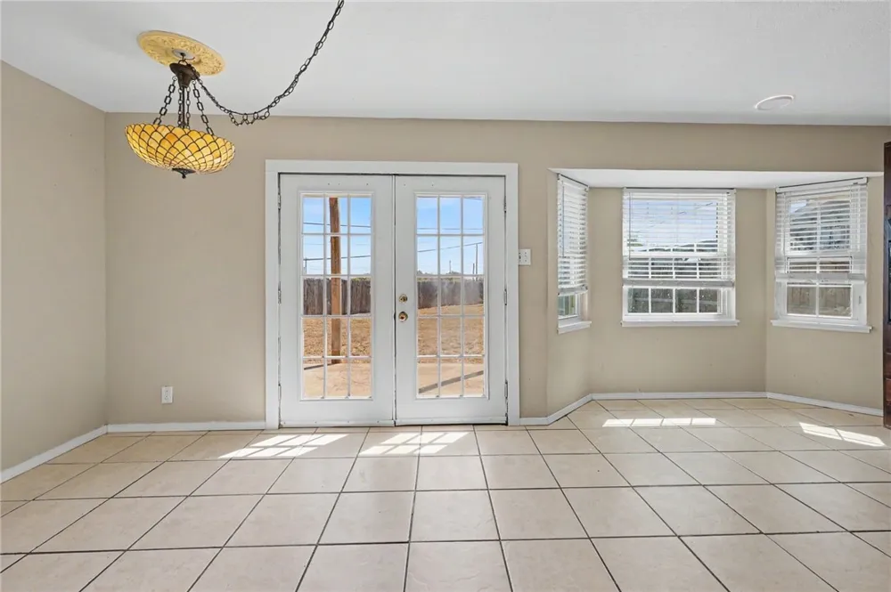 214 Hialeah Drive Corpus Christi, TX 78418