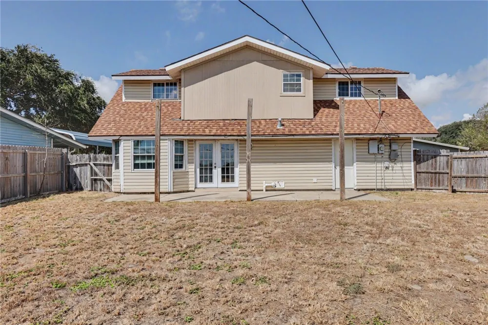 214 Hialeah Drive Corpus Christi, TX 78418