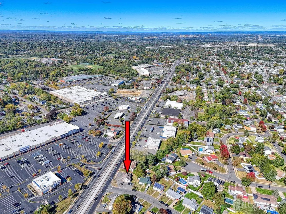 702 State Route 18 Highway East Brunswick, NJ 08816