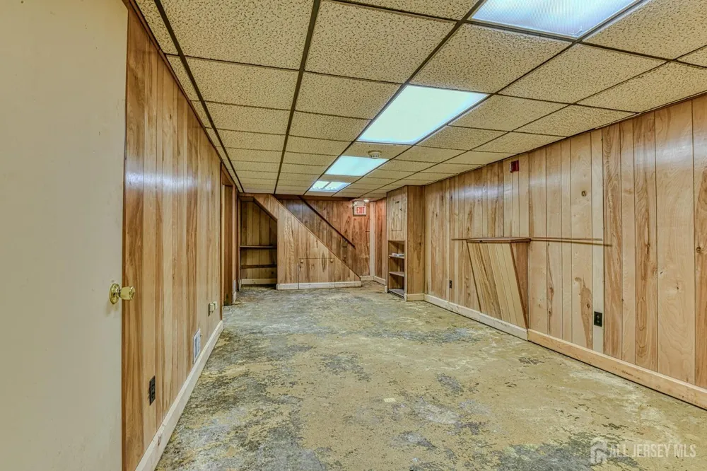 702 State Route 18 Highway East Brunswick, NJ 08816
