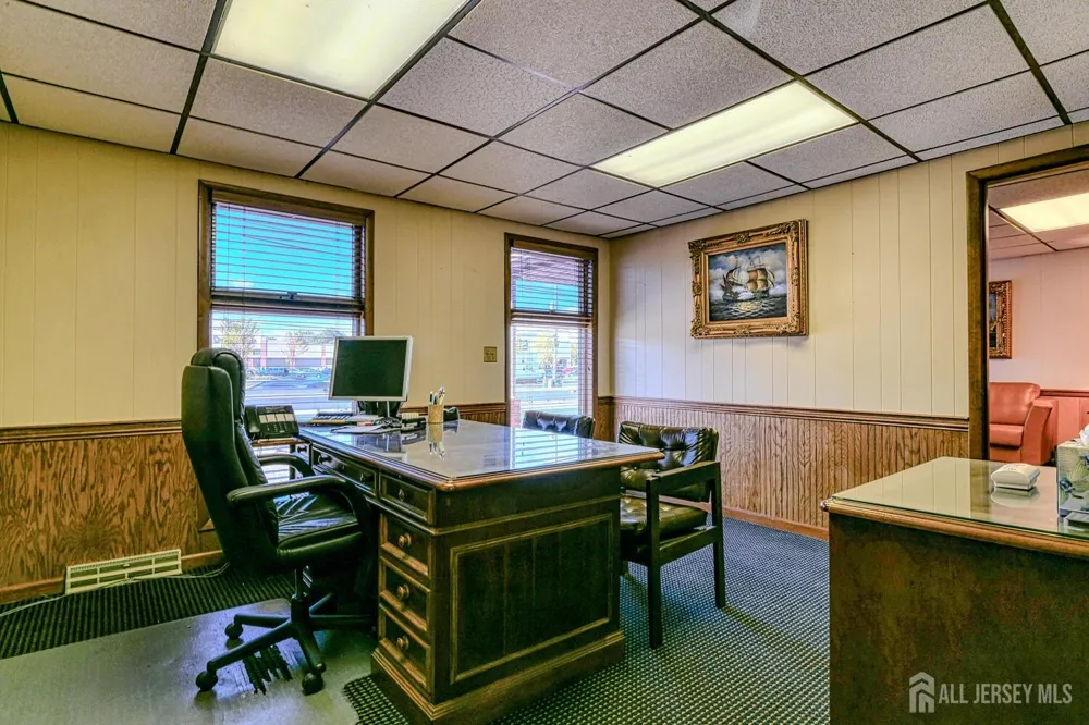 702 State Route 18 Highway East Brunswick, NJ 08816