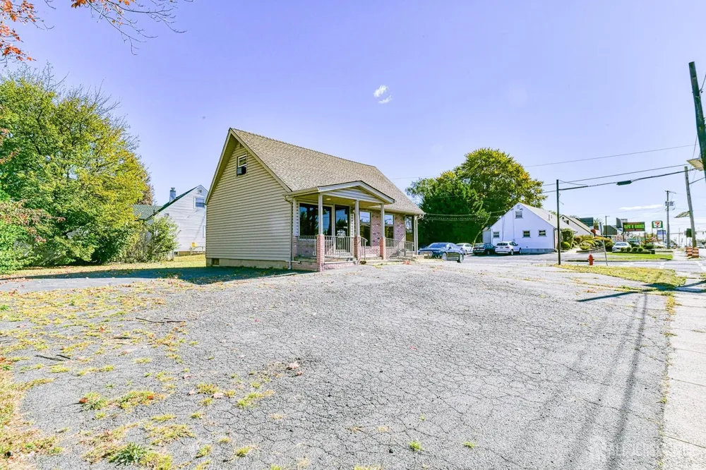 702 State Route 18 Highway East Brunswick, NJ 08816