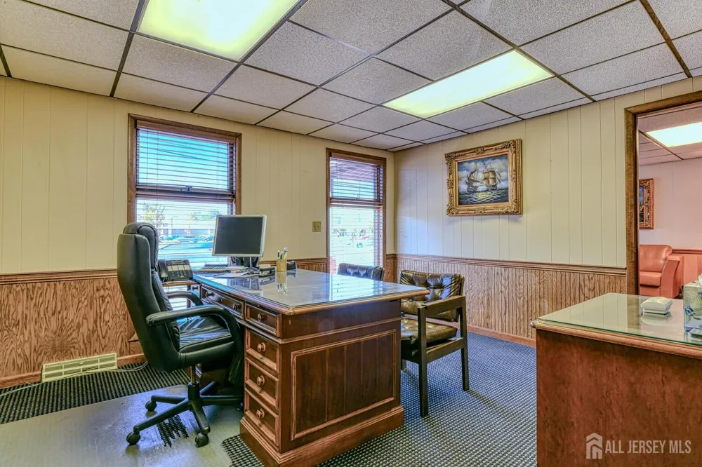 702 State Route 18 Highway East Brunswick, NJ 08816