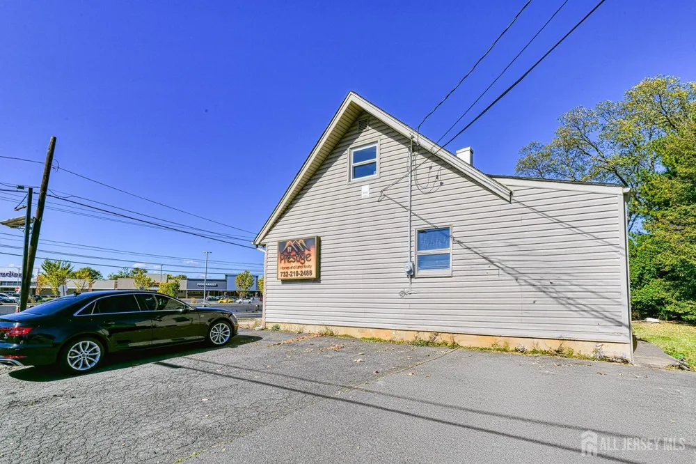 702 State Route 18 Highway East Brunswick, NJ 08816