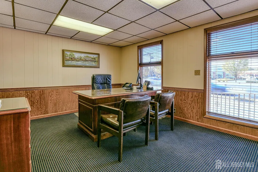 702 State Route 18 Highway East Brunswick, NJ 08816