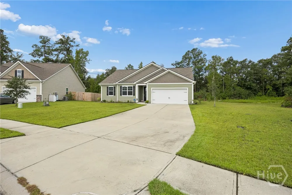 125 Wedge Circle Richmond Hill, GA 31324