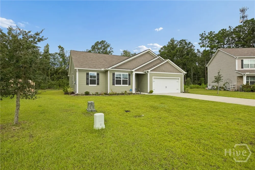 125 Wedge Circle Richmond Hill, GA 31324