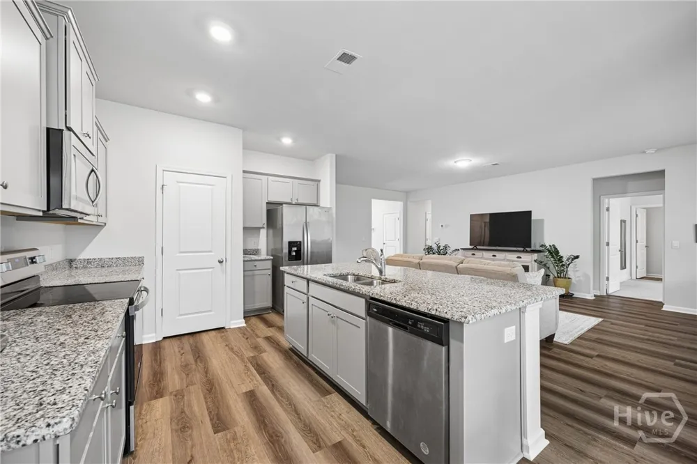 125 Wedge Circle Richmond Hill, GA 31324