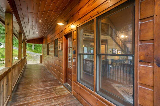 34 Highland Forest Trail Morganton, GA 30560