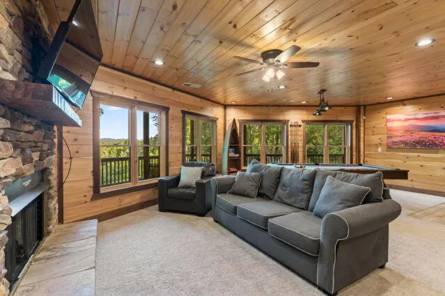 34 Highland Forest Trail Morganton, GA 30560
