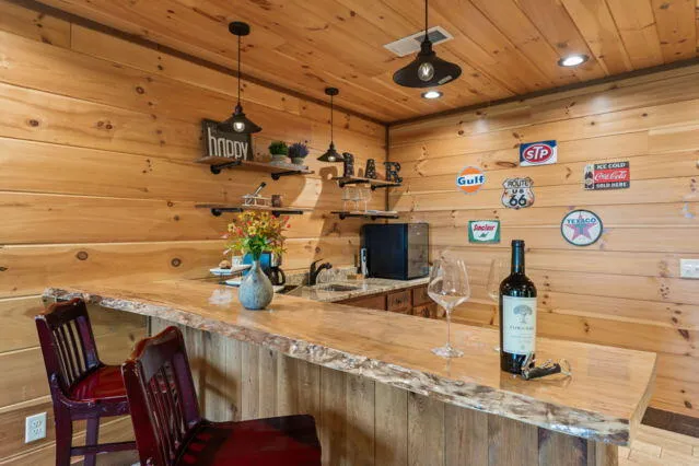 34 Highland Forest Trail Morganton, GA 30560