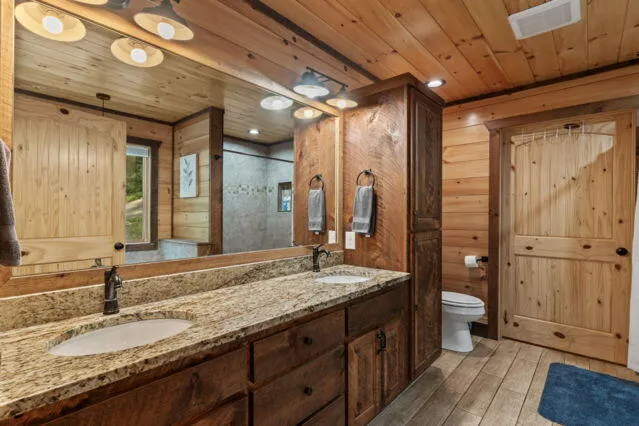 34 Highland Forest Trail Morganton, GA 30560