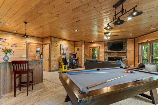 34 Highland Forest Trail Morganton, GA 30560