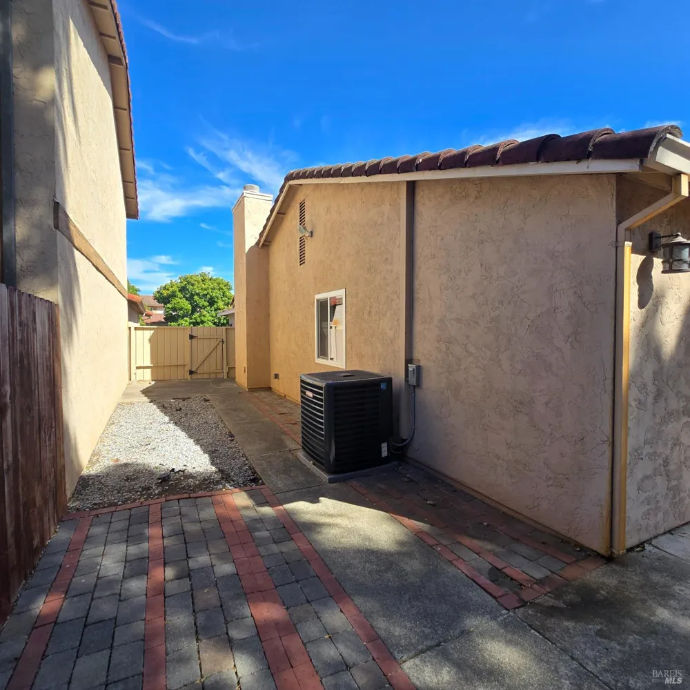 2717 Applewood Drive Fairfield, CA 94534