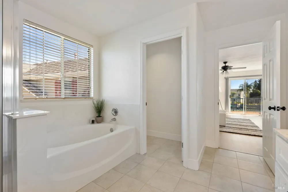 5148 Blue Court Fairfield, CA 94534