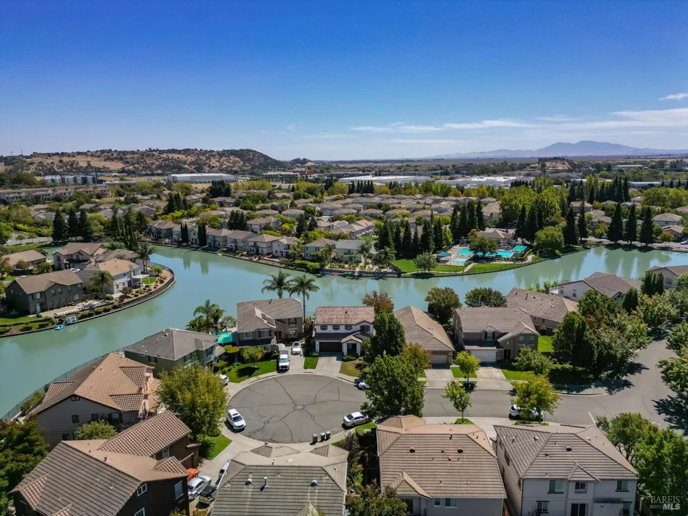 5148 Blue Court Fairfield, CA 94534