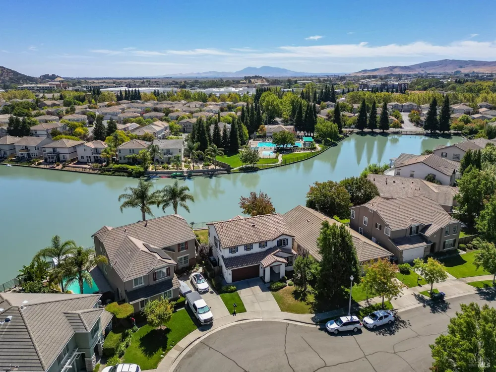 5148 Blue Court Fairfield, CA 94534