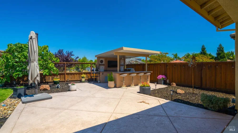 786 Elderberry Loop Vacaville, CA 95688