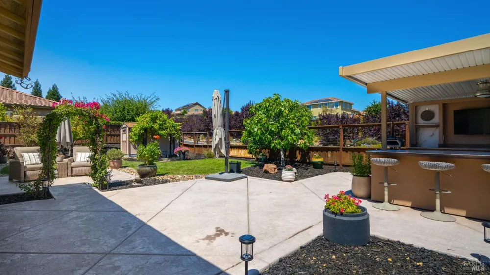 786 Elderberry Loop Vacaville, CA 95688