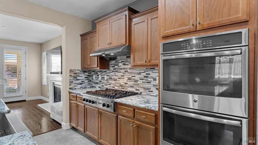 786 Elderberry Loop Vacaville, CA 95688