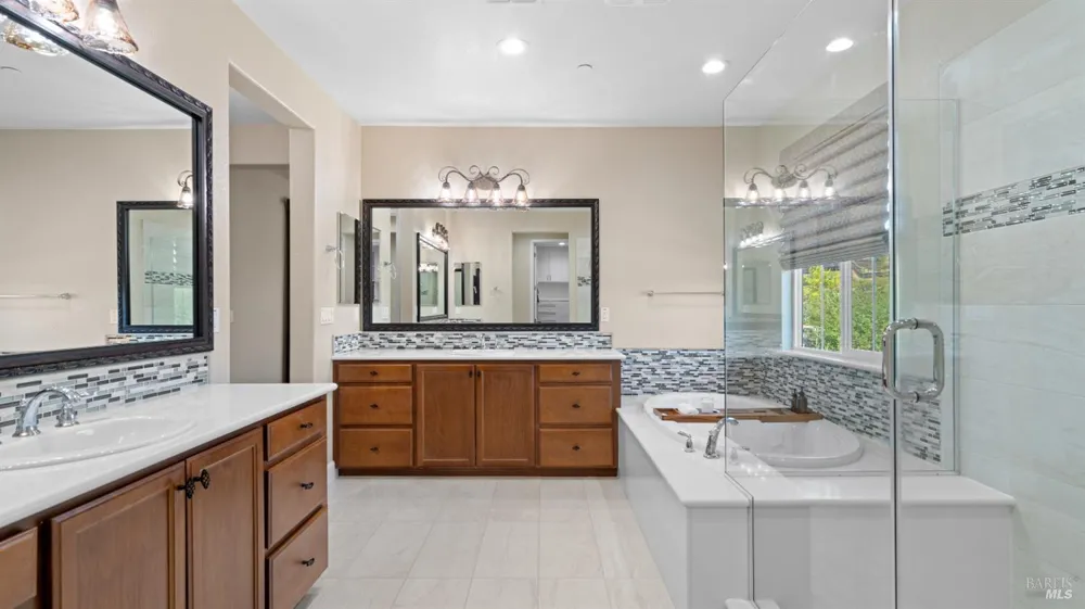 786 Elderberry Loop Vacaville, CA 95688