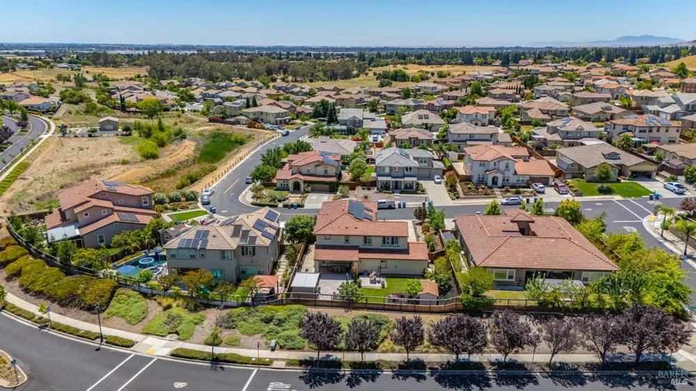 786 Elderberry Loop Vacaville, CA 95688
