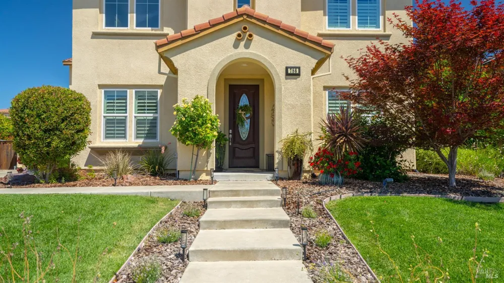 786 Elderberry Loop Vacaville, CA 95688