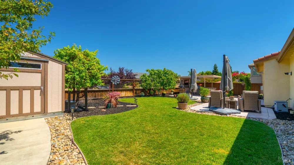 786 Elderberry Loop Vacaville, CA 95688