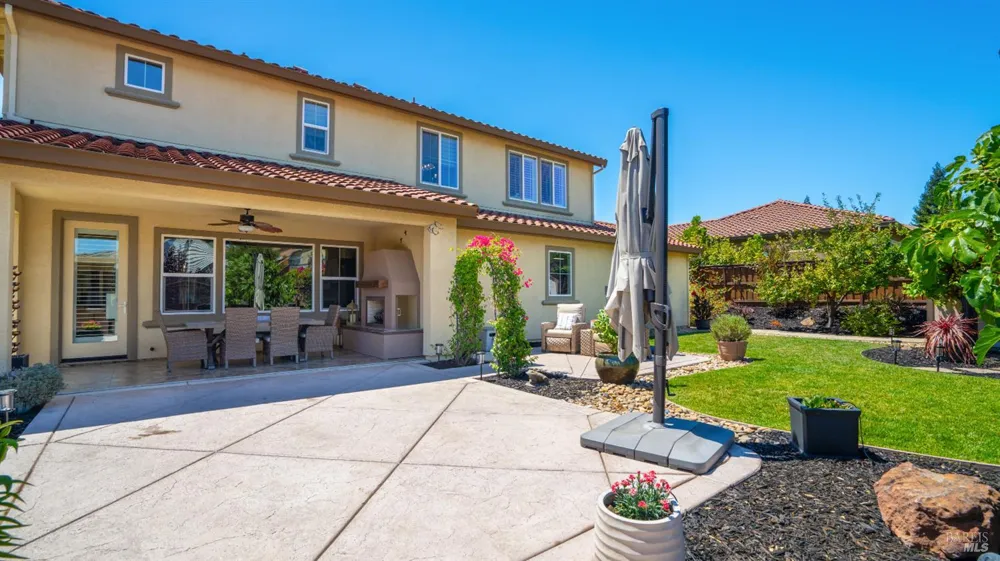 786 Elderberry Loop Vacaville, CA 95688