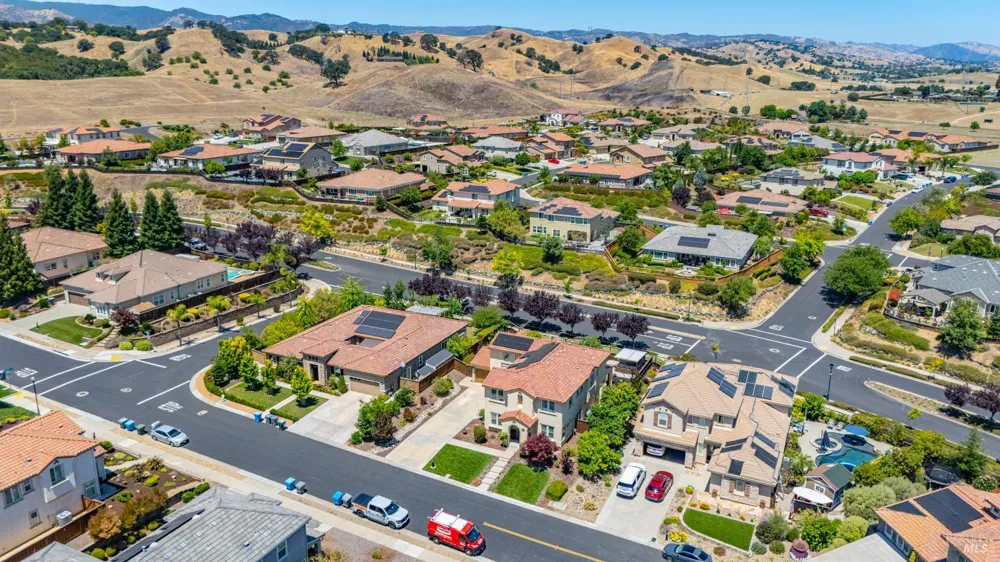 786 Elderberry Loop Vacaville, CA 95688