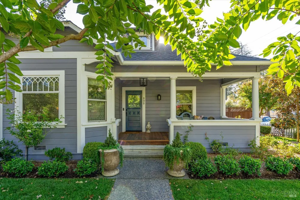 890 3rd Street E Sonoma, CA 95476
