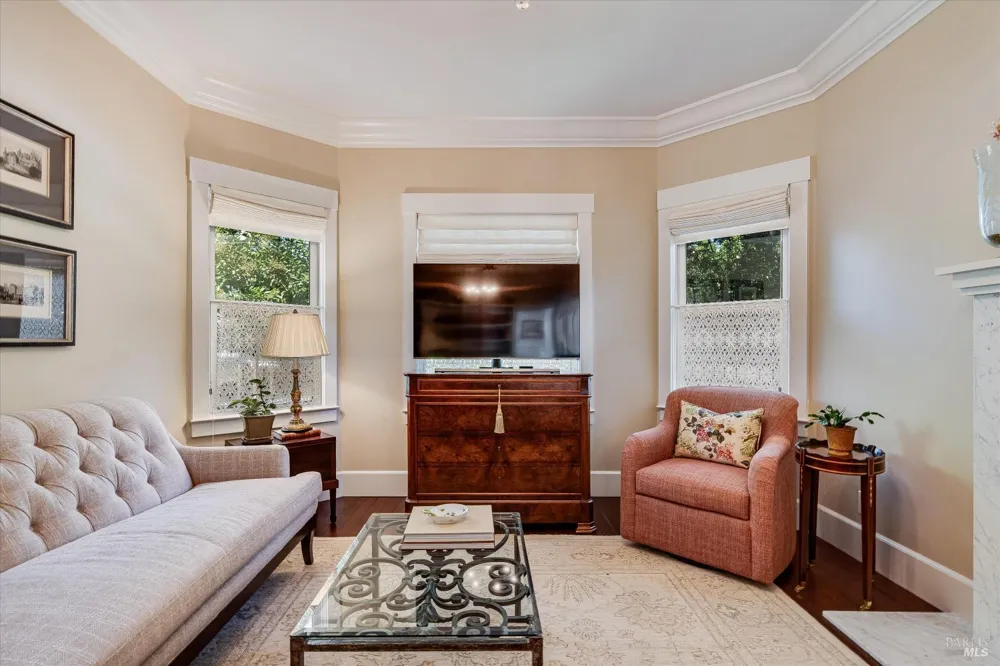 890 3rd Street E Sonoma, CA 95476