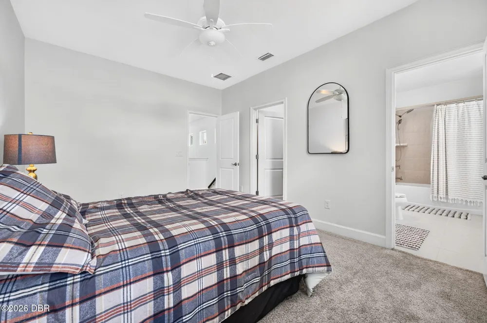6226 W Fallsgrove Lane Port Orange, FL 32128