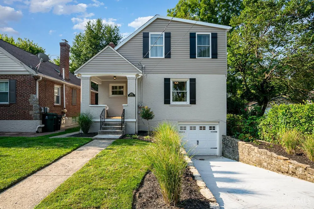 6727 Britton Avenue Cincinnati, OH 45227