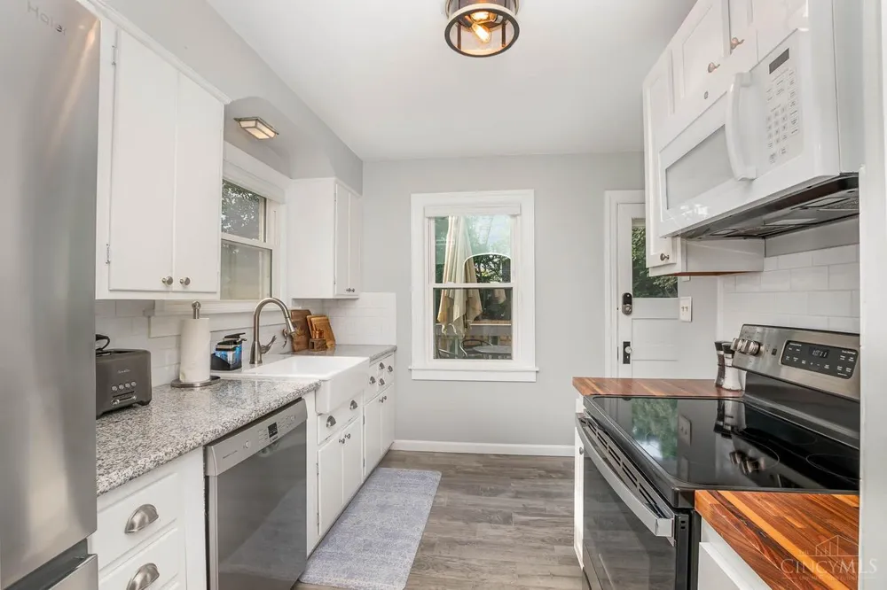 6727 Britton Avenue Cincinnati, OH 45227