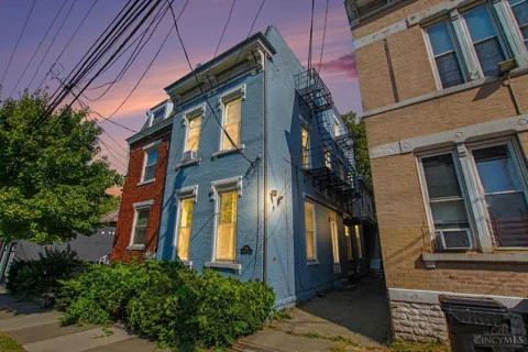 256 Warner Street