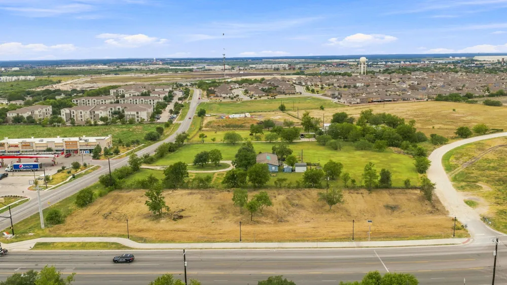 101 Sunflower Circle Kyle, TX 78640