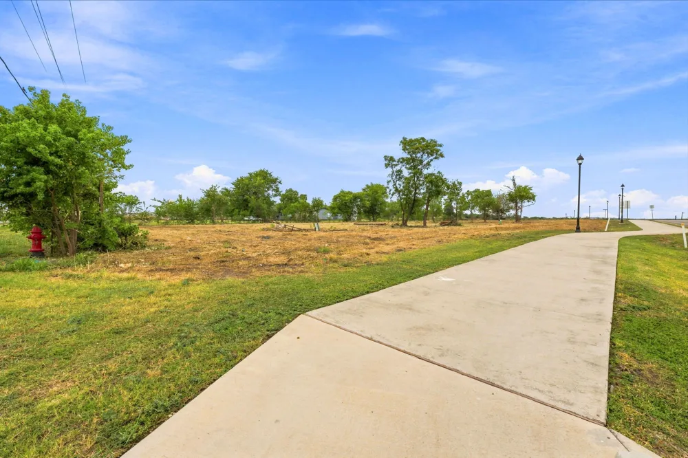 101 Sunflower Circle Kyle, TX 78640