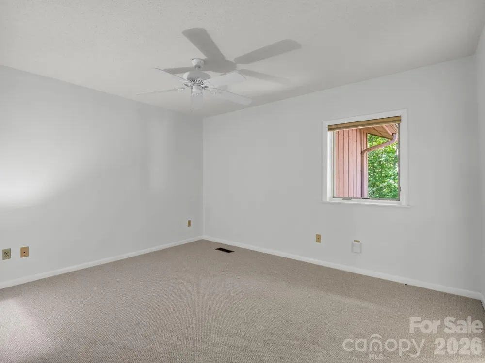55 Diamond Ridge Lane Columbus, NC 28722