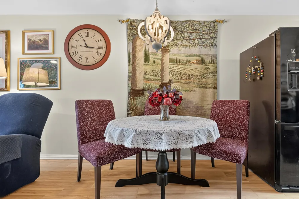 29 PARKSIDE LANE Bayonne, NJ 07002