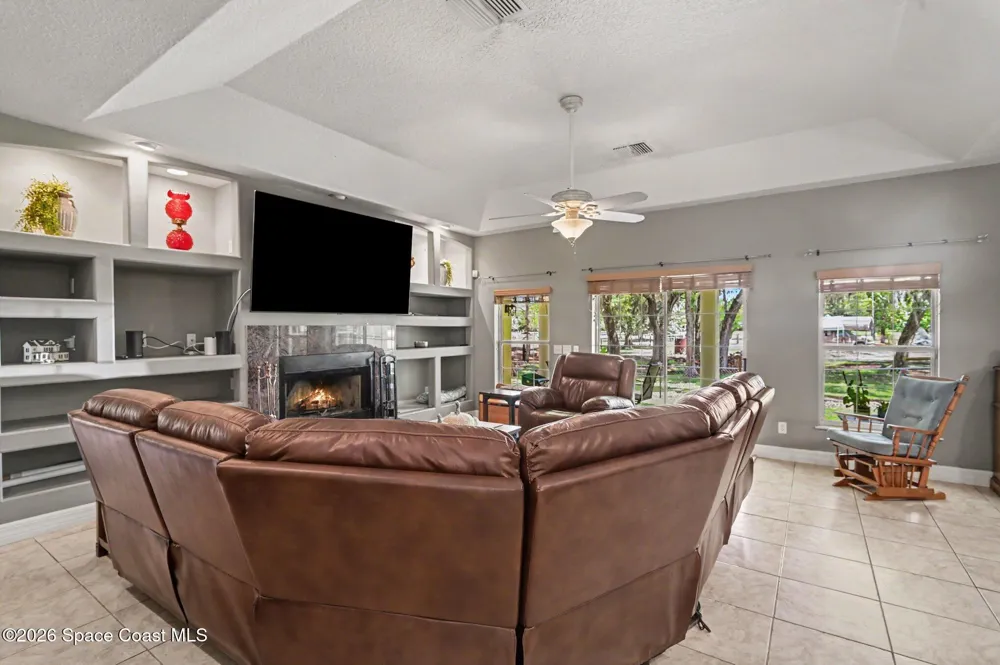 4405 Brighton Boulevard Mims, FL 32754
