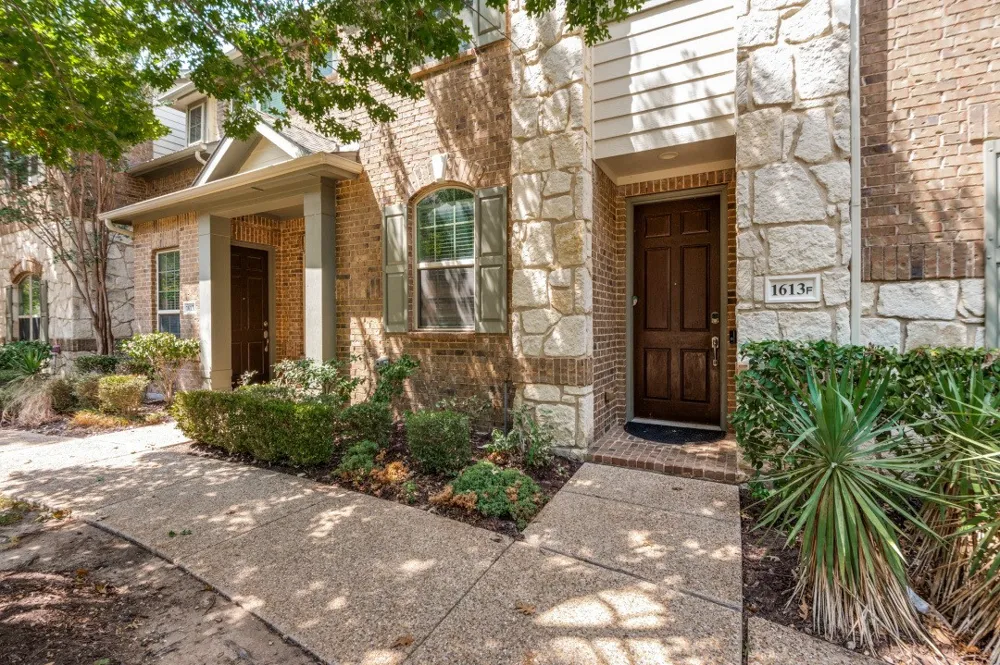1613 Black Duck Terrace #F Carrollton, TX 75010