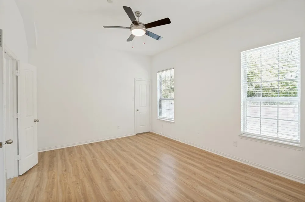 1613 Black Duck Terrace #F Carrollton, TX 75010