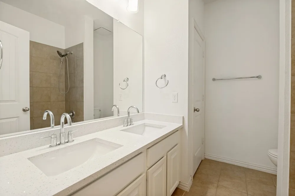 1613 Black Duck Terrace #F Carrollton, TX 75010